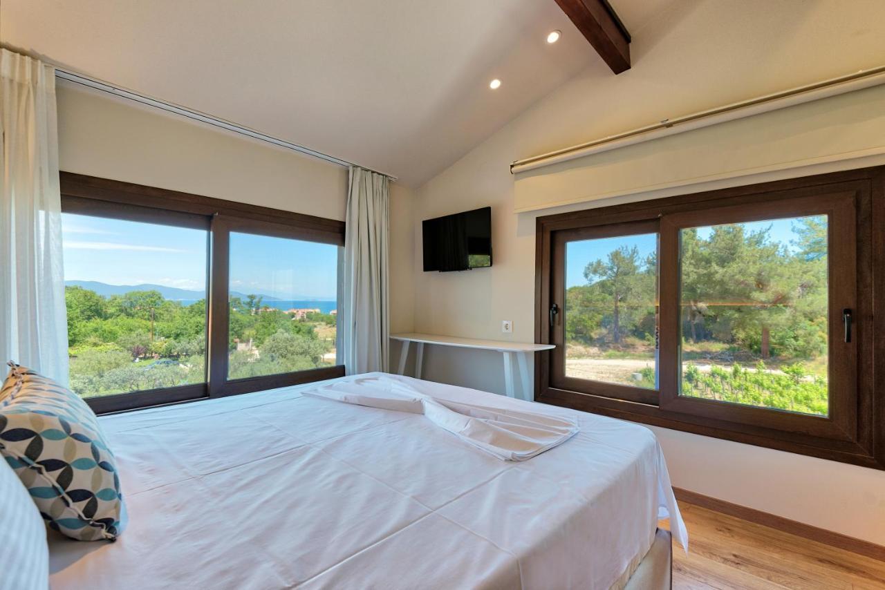 Dionysus Apartments & Suites Ierissós Eksteriør bilde