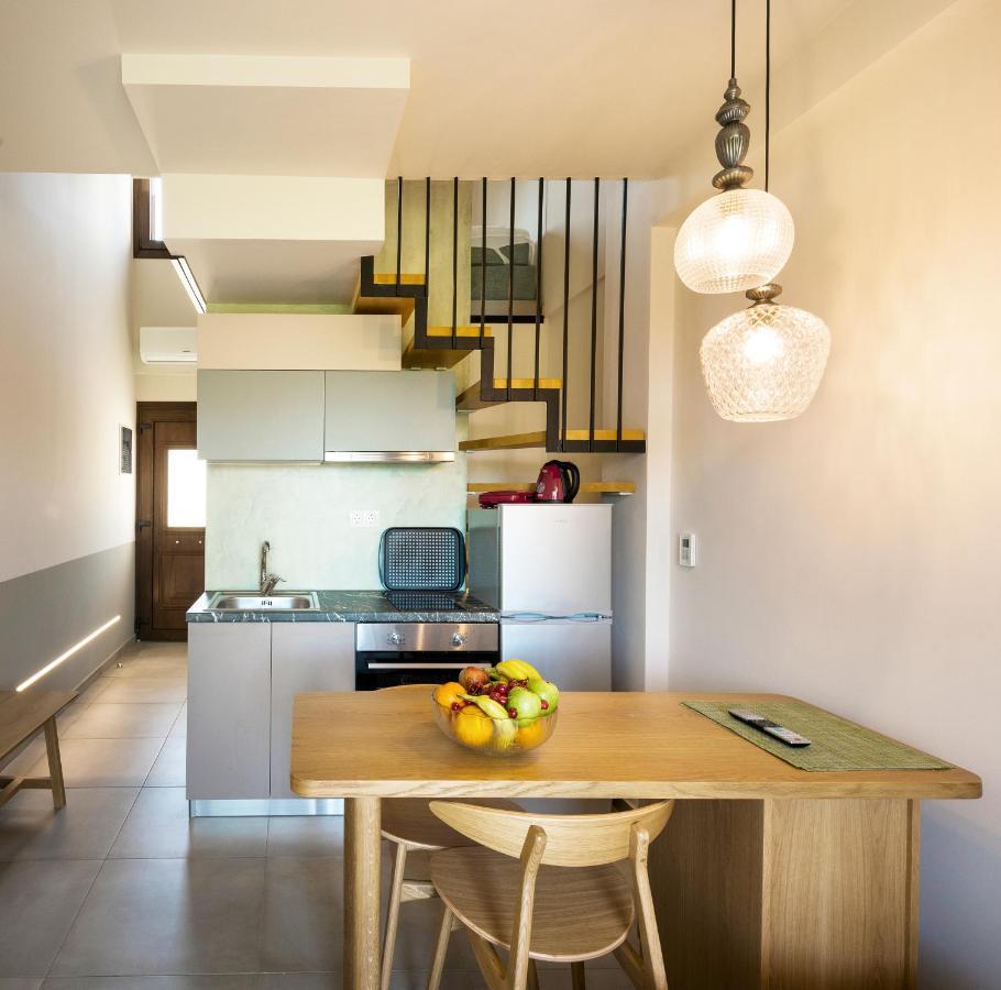 Dionysus Apartments & Suites Ierissós Eksteriør bilde