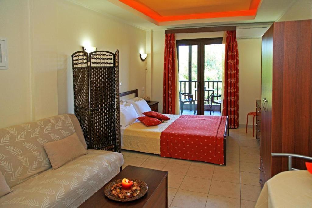 Dionysus Apartments & Suites Ierissós Eksteriør bilde