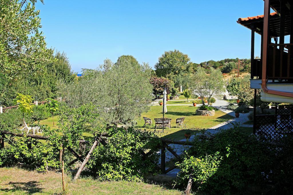 Dionysus Apartments & Suites Ierissós Eksteriør bilde
